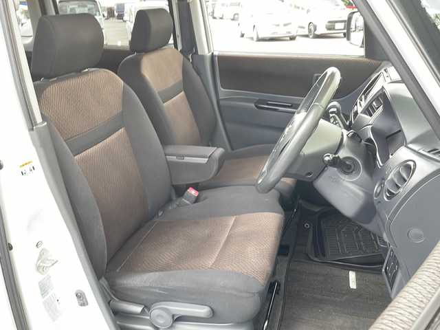 日産 ルークス ハイウェイスター ターボ 福島県 2012(平24)年 7.9万km スノーパールホワイト /４ＷＤ//ターボ//純正ＳＤナビ//ＣＤ・ＤＶＤ・ＢＴ・フルセグ//両側パワースライド//バックカメラ//ＨＩＤヘッドライト//インテリジェントキー//Ｄ席シートヒーター//ミラーヒーター//社外エンジンスターター//社外１４インチアルミ//保証書//取説//スペアキー