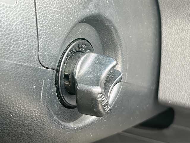 ダイハツ ミラ ココア プラスX 三重県 2013(平25)年 5.3万km パールホワイトⅢ スペアキー /ルーフレール /純正フロアマット/アイドリングストップ/ABS/純正ドアバイザー /AM/FM/CD/AUX　/禁煙車