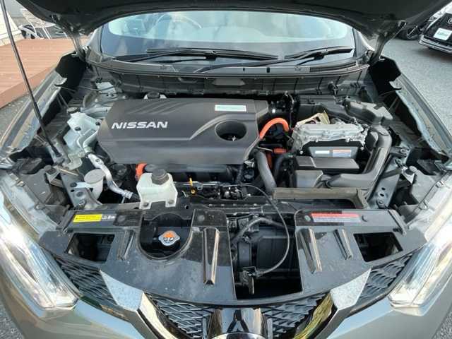 日産 エクストレイル ハイブリッド モード・プレミア オーテック30th 茨城県 2017(平29)年 3万km ダークメタルグレー 純正ナビ/-BT/AM/FM/CD/TV/ワンオーナー /クルーズコントロール /ETC /全方位カメラ /ドライブレコーダー /レザーシート /D席N席シートヒーター /ルーフレール/コーナーセンサー前後 /LEDヘッドライト/衝突軽減システム/純正アルミホイール/純正フロアマット/スペアキー２本/スマートキー/4WD/プッシュスタート