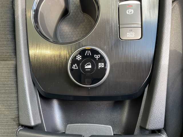 日産 エクストレイル X e－4ORCE 愛知県 2023(令5)年 3.7万km ダイヤモンドブラック 純正12.3型ディズプレイオーディオナビ/全方位カメラ/プロパイロット/シートヒーター/バックカメラ/パワーシート/コーナーセンサー/純正アルミホイール/ルーフレール/ETC2.0/ブラインドスポットモニター/LEDヘッドライト/ステアリングヒーター/インテリジェントミラー/衝突軽減システム/フルセグ/Bluetooth/ステアリングスイッチ/スマートキー/プッシュスタート