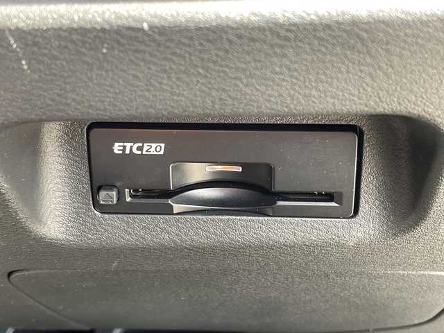 日産 エクストレイル X e－4ORCE 愛知県 2023(令5)年 3.7万km ダイヤモンドブラック 純正12.3型ディズプレイオーディオナビ/全方位カメラ/プロパイロット/シートヒーター/バックカメラ/パワーシート/コーナーセンサー/純正アルミホイール/ルーフレール/ETC2.0/ブラインドスポットモニター/LEDヘッドライト/ステアリングヒーター/インテリジェントミラー/衝突軽減システム/フルセグ/Bluetooth/ステアリングスイッチ/スマートキー/プッシュスタート