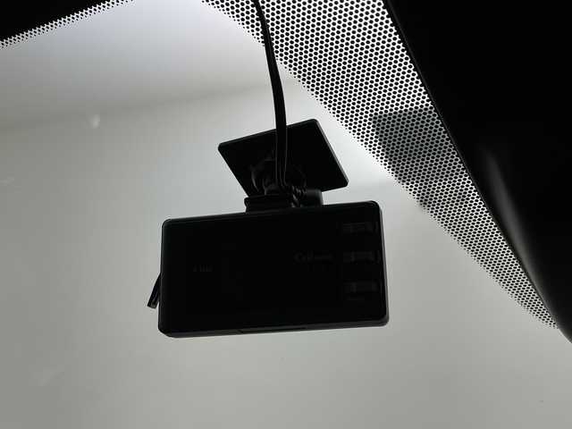 日産 ノート e－パワー X 鹿児島県 2020(令2)年 7.7万km ホワイト 社外SDナビ/Bluetooth/CD/DVD/ETC/バックカメラ/前方ドライブレコーダー/レーンキープアシスト/衝突軽減ブレーキ/純正フロアマット/前後コーナーセンサー/スペアキー1本/アイドリングストップ/保証書/取扱説明書