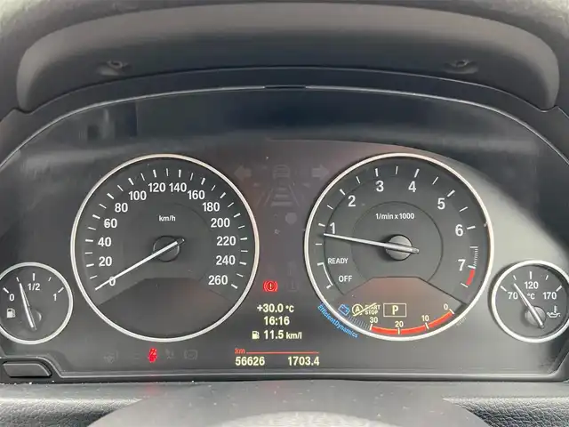ＢＭＷ ３２０ｉ グランツーリスモ 岐阜県 2013(平25)年 5.7万km アルピンホワイトⅢ 純正HDDナビ/（フルセグTV/CD/DVD/Bluetooth/AUX）/バックカメラ/クルーズコントロール/リアパークディスタンスコントロール/メモリ機能パワーシート/電動リアゲート/キセノンヘッドライト/オートライト/本革巻きステアリング/MTモード付AT/ドライビングパフォーマンスコントロール/アイドリングストップ/純正18インチAW/純正フロアマット/純正ドライブレコーダー/純正ETC/スマートキー×2