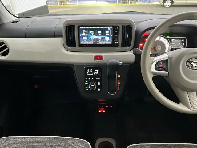 ダイハツ ミラ トコット G SA Ⅲ 千葉県 2023(令5)年 1.2万km プラムブラウンクリスタルマイカ 社外7V型ナビ/(AM/FM/CD/DVD/フルセグ/Bluetooth)/360°カメラ/衝突被害軽減システム/横滑り防止装置/ETC/ドライブレコーダー/アイドリングストップ/LEDヘッドライト/オートライト/電動格納ミラー/シートヒーター/シートリフター/禁煙車/プッシュスタート/スマートキー/フロアマット/ドアバイザー/スペアキー/取扱説明書/保証書