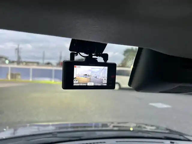 ダイハツ ミラ トコット G SA Ⅲ 千葉県 2023(令5)年 1.2万km プラムブラウンクリスタルマイカ 社外7V型ナビ/(AM/FM/CD/DVD/フルセグ/Bluetooth)/360°カメラ/衝突被害軽減システム/横滑り防止装置/ETC/ドライブレコーダー/アイドリングストップ/LEDヘッドライト/オートライト/電動格納ミラー/シートヒーター/シートリフター/禁煙車/プッシュスタート/スマートキー/フロアマット/ドアバイザー/スペアキー/取扱説明書/保証書