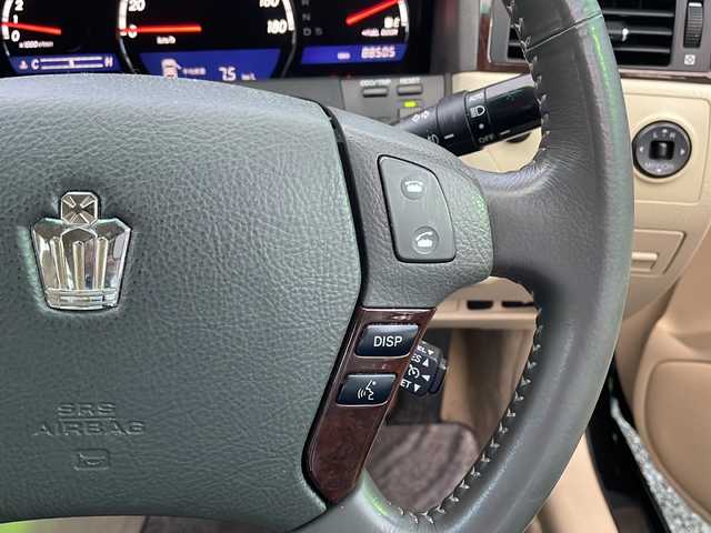 トヨタ クラウン ロイヤル ロイヤルサルーン プレミアムED 大阪府 2007(平19)年 8.9万km 黒 メーカー純正HDDナビ/バックモニター/ビルトインETC/社外１７インチAW/前席パワーシート/HIDヘッドライト/フォグランプ/革巻きステアリング/クルーズコントロール/電動格納ミラー/プラズマクラスター/ドアバイザー/保証書/取扱説明書/スペアキー1本