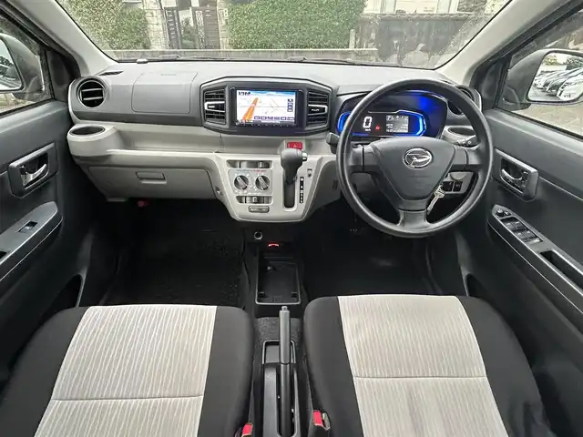 ダイハツ ミラ イース X SAⅢ 大阪府 2018(平30)年 4.8万km ホワイト 社外SDナビ/バックカメラ/衝突被害軽減システム/横滑り防止装置/オートマチックハイビーム/アイドリングストップ/純正フロアマット/純正LEDライト/ETC/ドライブレコーダー/スペアキー2本/保証書/取扱説明書