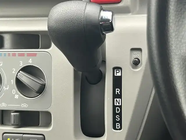 ダイハツ ミラ イース X SAⅢ 大阪府 2018(平30)年 4.8万km ホワイト 社外SDナビ/バックカメラ/衝突被害軽減システム/横滑り防止装置/オートマチックハイビーム/アイドリングストップ/純正フロアマット/純正LEDライト/ETC/ドライブレコーダー/スペアキー2本/保証書/取扱説明書