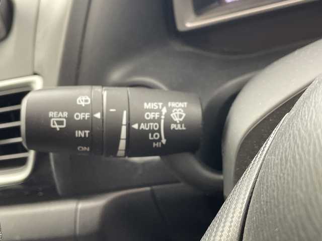 マツダ アクセラ スポーツ 15S 岐阜県 2014(平26)年 12.2万km ソウルレッドプレミアムメタリック 純正SDナビ/（CD/DVD/USB/Bluetooth/AUX/フルセグ）/バックカメラ/ETC/ドライブレコーダー/ステアリングスイッチ/革巻きステアリング/電動格納ミラー/MTモード付AT/スマートキー/プッシュスタート/オートLEDヘッドライト/純正フロアマット/純正ドアバイザー/純正16インチAW