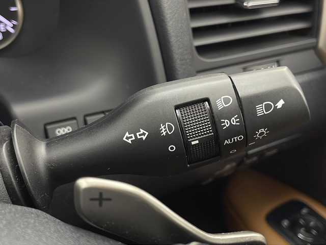 レクサス ＲＸ 450h バージョンL 宮城県 2019(令1)年 4.8万km ブラック 純正ナビ/AM/FM/BT/Miracast/USB/フルセグTV/TVキャンセラー/全方位カメラ/トヨタセーフティーセンス/レーントレーシングアシスト/プリクラッシュセーフティー/ブラインドスポットモニター/クリアランスソナー/パーキングサポートブレーキ/ロードサインアシスト/オートマチックハイビーム/クルーズコントロール/先行車発進告知/ビルトインETC2.0/サンルーフ/電動格納ミラー/茶革シート/全席シートヒーター/D/N席シートクーラー/D/N席メモリシート/横滑り防止システム/置くだけ充電/革巻きステアリング/ステアリングスイッチ/パドルシフト/ハンドルヒーター/電動格納ミラー/ウインカーミラー/オートライト/LEDライト/フォグランプ/プッシュスタート/スマートキー