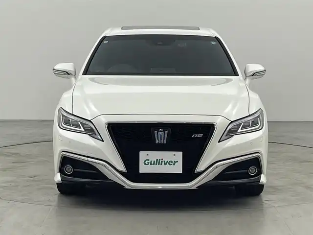 トヨタ クラウン ハイブリッド RS リミテッド 福岡県 2020(令2)年 4.9万km ホワイトパールクリスタルシャイン サンルーフ　/純正ナビ　/フルセグTV　/バックカメラ　/ＥＴＣ２．０　/前後ドライブレコーダー　/レーダー探知機　/レーダークルーズコントロール　/トヨタセーフティセンス　/コーナーセンサー　/衝突被害軽減ブレーキ　/レーンキープ　/ブラインドスポットモニター　/アクセル踏み間違い防止　/ＭＴモード付き　/パワーシート　/シートベンチレーション／ヒーター　/ステアリングヒーター　/ＬＥＤヘッドライト