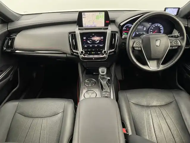 トヨタ クラウン ハイブリッド RS リミテッド 福岡県 2020(令2)年 4.9万km ホワイトパールクリスタルシャイン サンルーフ　/純正ナビ　/フルセグTV　/バックカメラ　/ＥＴＣ２．０　/前後ドライブレコーダー　/レーダー探知機　/レーダークルーズコントロール　/トヨタセーフティセンス　/コーナーセンサー　/衝突被害軽減ブレーキ　/レーンキープ　/ブラインドスポットモニター　/アクセル踏み間違い防止　/ＭＴモード付き　/パワーシート　/シートベンチレーション／ヒーター　/ステアリングヒーター　/ＬＥＤヘッドライト