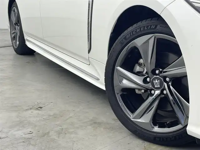 トヨタ クラウン ハイブリッド RS リミテッド 福岡県 2020(令2)年 4.9万km ホワイトパールクリスタルシャイン サンルーフ　/純正ナビ　/フルセグTV　/バックカメラ　/ＥＴＣ２．０　/前後ドライブレコーダー　/レーダー探知機　/レーダークルーズコントロール　/トヨタセーフティセンス　/コーナーセンサー　/衝突被害軽減ブレーキ　/レーンキープ　/ブラインドスポットモニター　/アクセル踏み間違い防止　/ＭＴモード付き　/パワーシート　/シートベンチレーション／ヒーター　/ステアリングヒーター　/ＬＥＤヘッドライト
