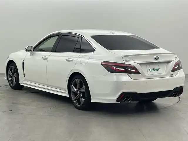 トヨタ クラウン ハイブリッド RS リミテッド 福岡県 2020(令2)年 4.9万km ホワイトパールクリスタルシャイン サンルーフ　/純正ナビ　/フルセグTV　/バックカメラ　/ＥＴＣ２．０　/前後ドライブレコーダー　/レーダー探知機　/レーダークルーズコントロール　/トヨタセーフティセンス　/コーナーセンサー　/衝突被害軽減ブレーキ　/レーンキープ　/ブラインドスポットモニター　/アクセル踏み間違い防止　/ＭＴモード付き　/パワーシート　/シートベンチレーション／ヒーター　/ステアリングヒーター　/ＬＥＤヘッドライト
