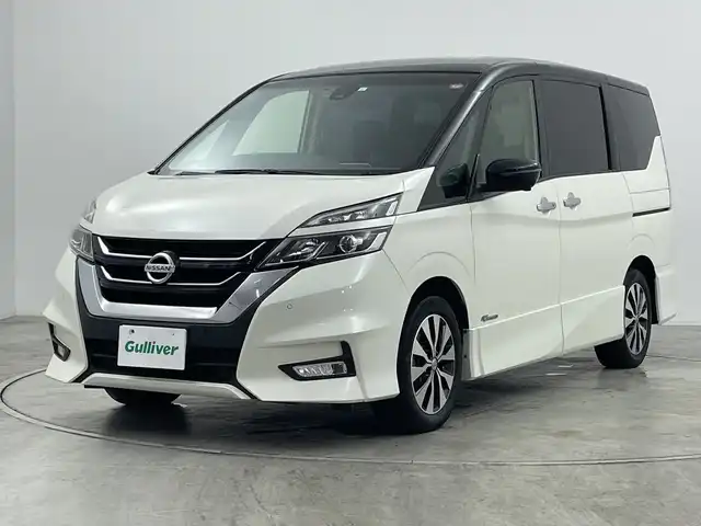 日産 セレナ ハイウェイスター G 群馬県 2017(平29)年 9.7万km ブリリアントホワイトパール 2トーン 純正９型ナビ　純正１１型後席モニター　アダプティブクルーズコントロール　全周囲カメラ　レーンキープアシスト　衝突被害軽減ブレーキ　両側パワースライドドア　ドライブレコーダー　ＥＴＣ　ＬＥＤ　禁煙車