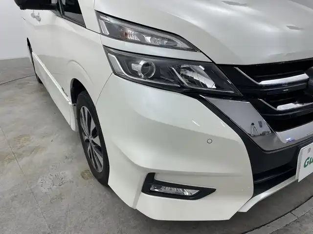 日産 セレナ ハイウェイスター G 群馬県 2017(平29)年 9.7万km ブリリアントホワイトパール 2トーン 純正９型ナビ　純正１１型後席モニター　アダプティブクルーズコントロール　全周囲カメラ　レーンキープアシスト　衝突被害軽減ブレーキ　両側パワースライドドア　ドライブレコーダー　ＥＴＣ　ＬＥＤ　禁煙車