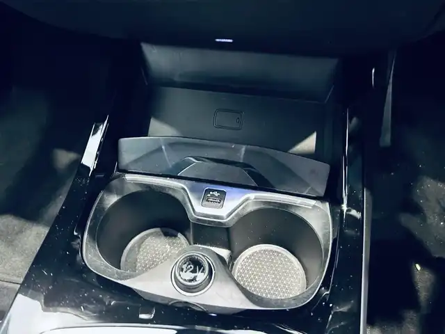 ＢＭＷ １１８ｉ Mスポーツ 大阪府 2022(令4)年 1.7万km 白 ACC/純正ナビ/バックカメラ/applecarplay/純正18インチAW/LEDヘッドライト/電動リアゲート/ブラインドスポット/クリアランスソナー/ワイヤレス充電/ハーフレザー/パワーシート/Dシートメモリ/スマートキー/ETC/ドラレコ