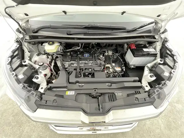 トヨタ ノア ハイブリッド S－Z 千葉県 2022(令4)年 2万km ホワイトパールクリスタルシャイン 禁煙車/モデリスタエアロ/トヨタセーフティーセンス/・プリクラッシュセーフティー/・レーンディパーチャーアラート/・レーダークルーズコントロール/・ロードサインアシスト/・ドライバー異常時対応システム/快適利便パッケージHigh/純正10.5インチディスプレイオーディオ/　ナビキッド/CD/DVD/BT/フルセグTV/純正14インチフリップダウンモニター/両側パワースライドドア/デジタルインナーミラー/コーナーセンサー/オートハイビーム/ヘッドアップディスプレイ/純正17インチアルミホイール