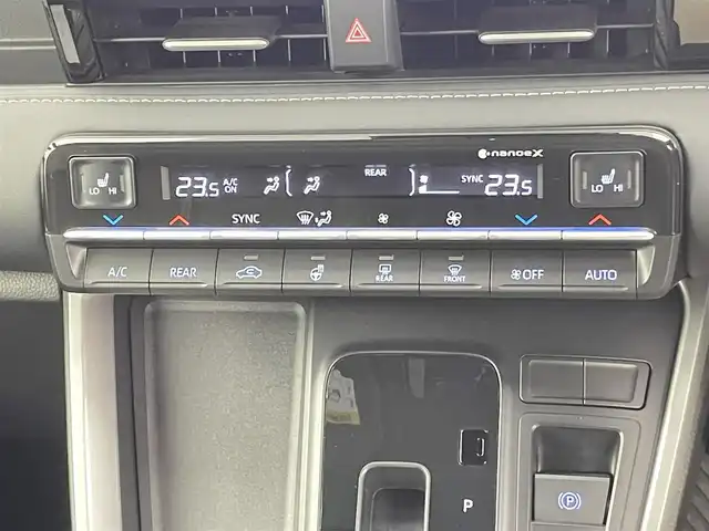 トヨタ ノア ハイブリッド S－Z 千葉県 2022(令4)年 2万km ホワイトパールクリスタルシャイン 禁煙車/モデリスタエアロ/トヨタセーフティーセンス/・プリクラッシュセーフティー/・レーンディパーチャーアラート/・レーダークルーズコントロール/・ロードサインアシスト/・ドライバー異常時対応システム/快適利便パッケージHigh/純正10.5インチディスプレイオーディオ/　ナビキッド/CD/DVD/BT/フルセグTV/純正14インチフリップダウンモニター/両側パワースライドドア/デジタルインナーミラー/コーナーセンサー/オートハイビーム/ヘッドアップディスプレイ/純正17インチアルミホイール