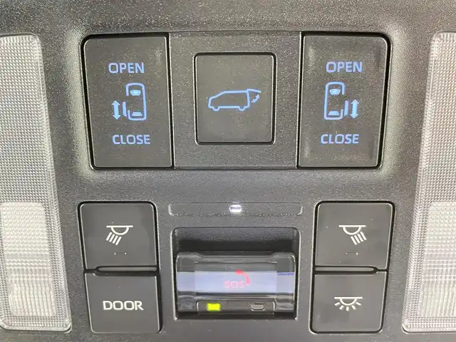 トヨタ ノア ハイブリッド S－Z 千葉県 2022(令4)年 2万km ホワイトパールクリスタルシャイン 禁煙車/モデリスタエアロ/トヨタセーフティーセンス/・プリクラッシュセーフティー/・レーンディパーチャーアラート/・レーダークルーズコントロール/・ロードサインアシスト/・ドライバー異常時対応システム/快適利便パッケージHigh/純正10.5インチディスプレイオーディオ/　ナビキッド/CD/DVD/BT/フルセグTV/純正14インチフリップダウンモニター/両側パワースライドドア/デジタルインナーミラー/コーナーセンサー/オートハイビーム/ヘッドアップディスプレイ/純正17インチアルミホイール