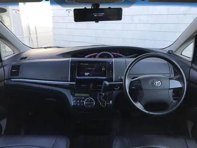 トヨタ エスティマ アエラス プレミアムエディション 栃木県 2013(平25)年 12.4万km ホワイトパールクリスタルシャイン (株)IDOMが運営する【じしゃロン小山店】の自社ローン対象車両になります。こちらは現金ご利用時の価格です。/自社ローンご希望の方は別途その旨お申付け下さい。//禁煙車/社外フルセグナビ/（CD/DVD/AM/FMラジオ）/(Bluetooth)/スマートキー/プッシュスタート/バックカメラ/ＥＴＣ/両側パワースライドドア/フリップダウンモニター/パワーシート/クルーズコントロール/コーナーセンサー/ドライブレコーダー/デジタルインナーミラー/オットマン/ステアリングリモコン/電動格納ドアミラー/パワーウインドウ/オートライト/防眩ミラー/シートカバー