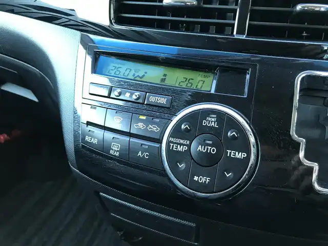 トヨタ エスティマ アエラス プレミアムエディション 栃木県 2013(平25)年 12.4万km ホワイトパールクリスタルシャイン (株)IDOMが運営する【じしゃロン小山店】の自社ローン対象車両になります。こちらは現金ご利用時の価格です。/自社ローンご希望の方は別途その旨お申付け下さい。//禁煙車/社外フルセグナビ/（CD/DVD/AM/FMラジオ）/(Bluetooth)/スマートキー/プッシュスタート/バックカメラ/ＥＴＣ/両側パワースライドドア/フリップダウンモニター/パワーシート/クルーズコントロール/コーナーセンサー/ドライブレコーダー/デジタルインナーミラー/オットマン/ステアリングリモコン/電動格納ドアミラー/パワーウインドウ/オートライト/防眩ミラー/シートカバー