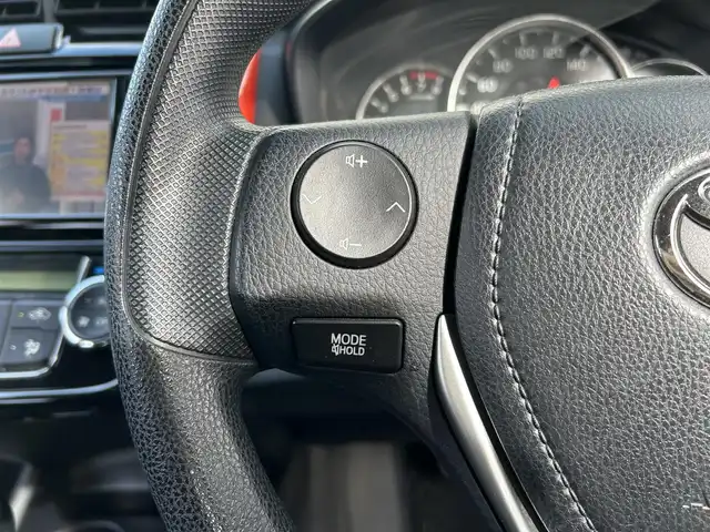 トヨタ カローラ フィールダー 1．5G エアロツアラー 埼玉県 2017(平29)年 3.4万km スーパーレッドⅤ パナソニックナビオーディオ/（AM/FM/フルセグTV/BT/CD/DVD/SD）/フルセグTV/バックカメラ/ビルトインETC/Toyota Safety Sense/・プリクラッシュセーフティ/・レーンディパーチャーアラート/前後ドライブレコーダー/アイドリングストップ/オートライト/オートマチックハイビーム/オートエアコン/プッシュスタートボタン/4WD/純正フロアマット/純正ドアバイザー/車両/ナビ 取扱説明書/保証書