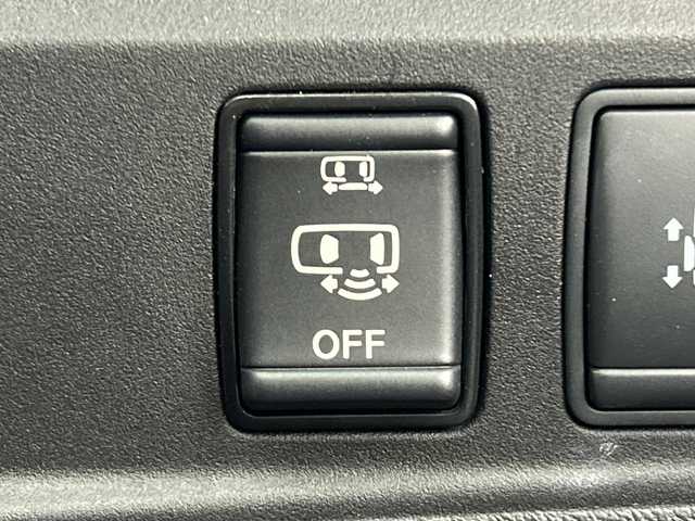 日産 セレナ ハイウェイスター V 三重県 2021(令3)年 3万km ブリリアントホワイトパール /禁煙車//純正１０インチＳＤナビ//ブルーレイ再生可//アラウンドビューモニター//純正11インチフリップダウンモニター//ハンズフリー機能付き両側パワースライドドア//プロパイロット//レーダークルーズコントロール//衝突軽減ブレーキ//レーンキープアシスト//デジタルインナーミラー//ビルトインＥＴＣ//WAC//ステアリングスイッチ//前後コーナーセンサー//オートハイビーム //純正前方ドライブレコーダー//サイドカーテンアエアバッグ