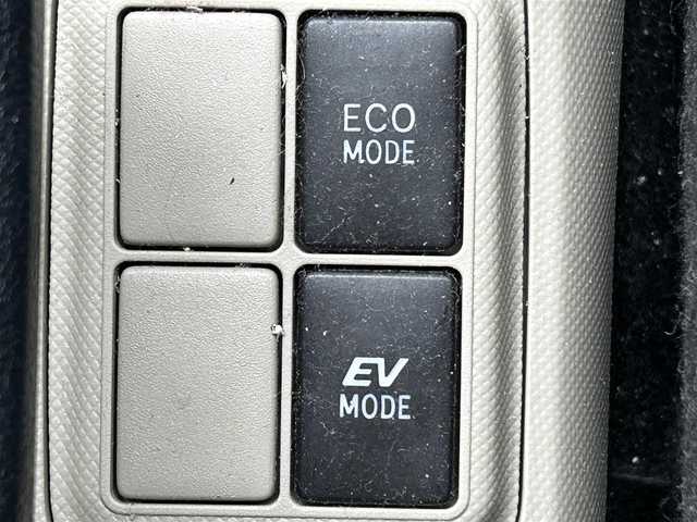 トヨタ アクア S 新潟県 2014(平26)年 5.8万km コバルトブルーメタリック 社外ナビ/(AM/FM/CD/ワンセグ)/ETC/アイドリングストップ/社外アルミホイール/AUTOライト/HIDヘッドライト/ドアバイザー/電格ミラー/プッシュスタート/スマートキー/純正フロアマット