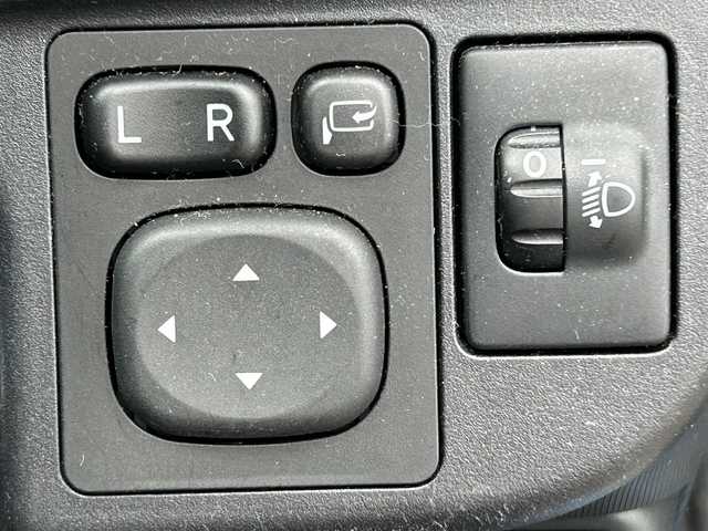 トヨタ アクア S 新潟県 2014(平26)年 5.8万km コバルトブルーメタリック 社外ナビ/(AM/FM/CD/ワンセグ)/ETC/アイドリングストップ/社外アルミホイール/AUTOライト/HIDヘッドライト/ドアバイザー/電格ミラー/プッシュスタート/スマートキー/純正フロアマット