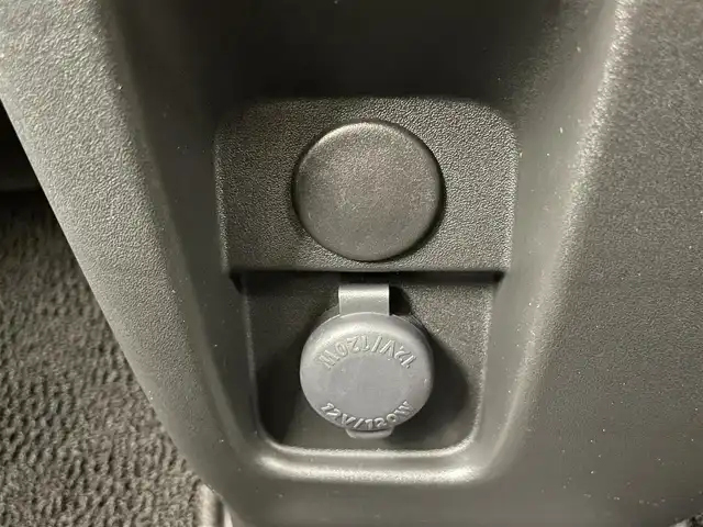 スズキ ワゴンＲ スマイル HYBRID X 千葉県 2022(令4)年 1.3万km シフォンアイボリーメタリック 禁煙車　/衝突軽減システム　/両側パワースライドドア　/コーナーセンサー　/アダクティブクルーズコントロール　/車線逸脱警報　/シートヒーター　/電格ミラー　/横滑り防止装置　/プッシュスタート　/ＬＥＤヘッドライト/USBポート