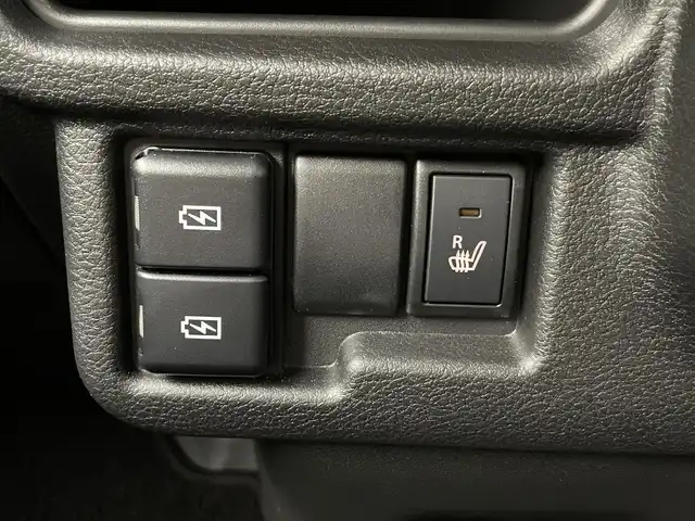 スズキ ワゴンＲ スマイル HYBRID X 千葉県 2022(令4)年 1.3万km シフォンアイボリーメタリック 禁煙車　/衝突軽減システム　/両側パワースライドドア　/コーナーセンサー　/アダクティブクルーズコントロール　/車線逸脱警報　/シートヒーター　/電格ミラー　/横滑り防止装置　/プッシュスタート　/ＬＥＤヘッドライト/USBポート