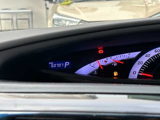 トヨタ エスティマ アエラス 広島県 2013(平25)年 6.1万km グレイッシュブルーマイカメタリック 禁煙/純正ナビ(NSZT-W62G)/・フルセグ/CD/DVD/BT/SD/バックカメラ/クルーズコントロール/両側パワースライドドア/電動格納ウィンカーミラー/ＨＩＤヘッドライト/フォグランプ/オットマン/デュアルエアコン/スマートキー/プッシュスタート/ETC/純正１８インチアルミホイール/Wエアバック