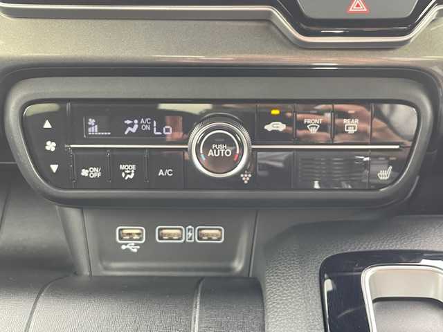 ホンダ Ｎ ＷＧＮ 静岡県 2020(令2)年 1.4万km ミッドナイトブルービームM ●純正ナビ/(ワンセグ/CD/DVD/Bluetooth)/●運転席シートヒーター/●バックカメラ/●レーダークルーズコントロール/●衝突被害軽減システム/●先行車発信通知/●レーンキープアシスト/●後方コーナーセンサー/●電動パーキングブレーキ/●オートブレーキホールド/●LEDライト＆フォグランプ/●オートライト/●レベライザー/●ステアリングスイッチ/●ETC/●純正14インチアルミホイール/●W＋サイド＋カーテンSRS＋ABS