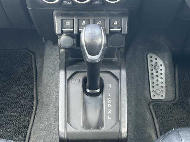 スズキ ジムニー XC 福島県 2021(令3)年 3.6万km ブルーイッシュブラックパール3 社外ナビゲーション/型番：AVIC-RQ912/【DVD/SD/HDMI/BT/TV】/バックカメラ/ビルトインETC/デュアルセンサーブレーキサポート/クルーズコントロール/誤発進抑制機能/車線逸脱警報機能/ふらつき警報機能/先行車発進お知らせ機能/標識認識機能/前席シートヒーター/ステリングリモコン/シートカバー/LEDオートライト/LEDフォグランプ/純正アルミ＋スタッドレスタイヤ車載/175/80R16/純正フロアマット/純正ドアバイザー