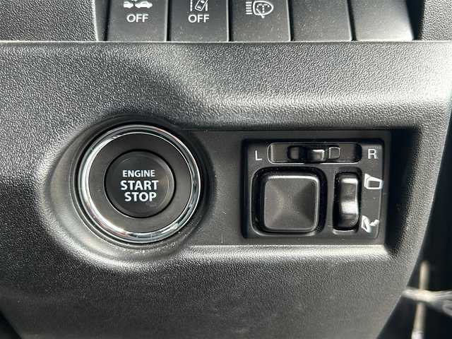 スズキ ジムニー XC 福島県 2021(令3)年 3.6万km ブルーイッシュブラックパール3 社外ナビゲーション/型番：AVIC-RQ912/【DVD/SD/HDMI/BT/TV】/バックカメラ/ビルトインETC/デュアルセンサーブレーキサポート/クルーズコントロール/誤発進抑制機能/車線逸脱警報機能/ふらつき警報機能/先行車発進お知らせ機能/標識認識機能/前席シートヒーター/ステリングリモコン/シートカバー/LEDオートライト/LEDフォグランプ/純正アルミ＋スタッドレスタイヤ車載/175/80R16/純正フロアマット/純正ドアバイザー