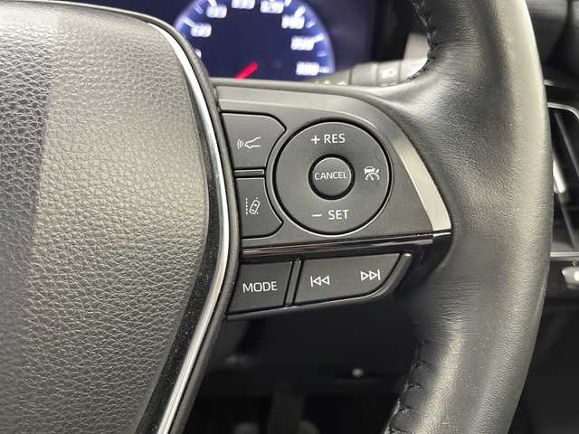 トヨタ クラウン ハイブリッド S Cパッケージ 茨城県 2018(平30)年 4.9万km ホワイトパールクリスタルシャイン 純正ナビ/　CD/DVD/フルセグTV/Bluetooth/トヨタセーフティセンス/レーダークルーズコントロール/レーンキープアシスト/衝突軽減ブレーキ/クリアランスソナー/先行車発進警報/ロードサインアシスト/ヘッドアップディスプレイ/ブラインドスポットモニター/オートハイビーム/電動パーキング/オートホールド/前席パワーシート/前席シートヒーター/ステアリングヒーター/ETC/パドルシフト/LEDライト/フォグランプ/フロアマット/ドアバイザー/純正アルミホイール
