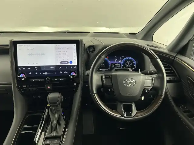 トヨタ アルファード Z 愛知県 2024(令6)年 1.8万km プラチナホワイトパールマイカ 純正14型ナビ（フルセグ、Bluetooth、HDMI、AppleCarplay)/13型有機ELフリップダウンモニター/トヨタチームメイト/左右独立サンルーフ/全方位カメラ/デジタルインナーミラー/BSM/HUD/ACC/置くだけ充電器/パーキングアシスト/両側パワスラドア/ETC2.0/360度ドライブレコーダー/パワーバックドア/パワーシート（D+N)/1・2列目シートヒーター、エアシート/衝突軽減ブレーキ/レーンキープアシスト/電子パーキング/オートホールド/USB/コーナーセンサー/LEDヘッドライト/オートハイビーム/オートライト/社外フロアマット/純正18インチAW/スマートキー/横滑り防止装置/三点エアバック