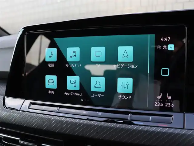 フォルクスワーゲン ＶＷ ゴルフＲヴァリアント TSI 4モーション 宮城県 2023(令5)年 3.3万km 白 純正ナビＴＶ・フルセグ/・BT・androidauto・appleCarplay・mirrorlink/IQドライブ/・プリクラッシュブレーキシステム/・ドライバー疲労検知/・レーンチェンジアシストシステム/液晶コンビネーションメーター/アダプティブクルーズコントロール/Ｒ専用スポーツシート/・左右シートヒーター/ステアリングヒーター/バックカメラ/パークアシスト/パドルシフト/ヘッドアップディスプレイ/ドライブモードセレクト/ＥＴＣ２．０/パワーバックドア/ワイヤレス充電/オートブレーキホールド/IQライト/オートハイビーム