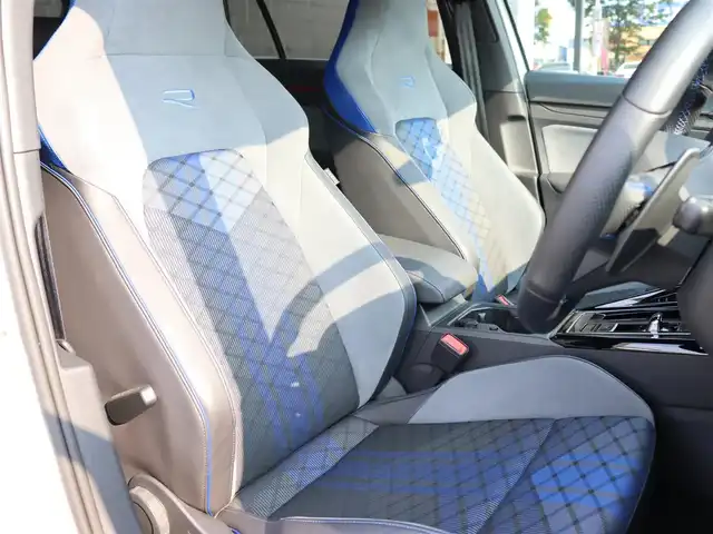 フォルクスワーゲン ＶＷ ゴルフＲヴァリアント TSI 4モーション 宮城県 2023(令5)年 3.3万km 白 純正ナビＴＶ・フルセグ/・BT・androidauto・appleCarplay・mirrorlink/IQドライブ/・プリクラッシュブレーキシステム/・ドライバー疲労検知/・レーンチェンジアシストシステム/液晶コンビネーションメーター/アダプティブクルーズコントロール/Ｒ専用スポーツシート/・左右シートヒーター/ステアリングヒーター/バックカメラ/パークアシスト/パドルシフト/ヘッドアップディスプレイ/ドライブモードセレクト/ＥＴＣ２．０/パワーバックドア/ワイヤレス充電/オートブレーキホールド/IQライト/オートハイビーム