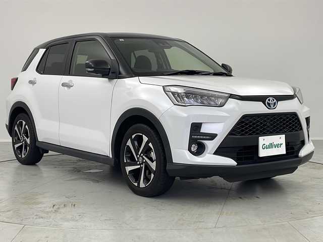 トヨタ ライズ Z 茨城県 2023(令5)年 2.1万km ブラックマイカメタリック/シャイニングホワイトパール 衝突軽減ブレーキ/SDナビ/全周囲カメラ/アダプティブクルーズコントロール/LEDオートライト/シートヒーター/純正フロアマット/純正17インチアルミホイール/オートブレーキホールド/スマートキー2本/ETC/禁煙車