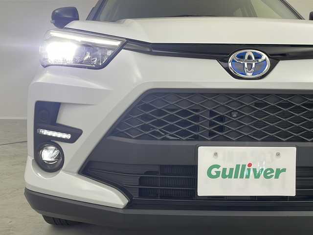 トヨタ ライズ Z 茨城県 2023(令5)年 2.1万km ブラックマイカメタリック/シャイニングホワイトパール 衝突軽減ブレーキ/SDナビ/全周囲カメラ/アダプティブクルーズコントロール/LEDオートライト/シートヒーター/純正フロアマット/純正17インチアルミホイール/オートブレーキホールド/スマートキー2本/ETC/禁煙車