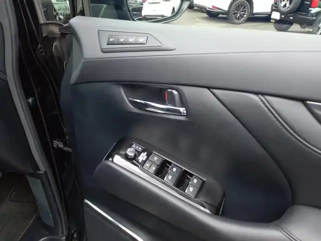 トヨタ アルファード S Cパッケージ 福井県 2019(令1)年 6.9万km ブラック サンルーフ/アルパイン10インチナビ/バックカメラ/フリップダウンモニター/両側パワースライドドア/レーダークルーズコントロール/前後コーナーセンサー/パーキングアシスト/衝突被害軽減システム/シートヒーター・エアシート/パワーシート/シートメモリー/ETC/パワーバックドア/レザーシート/ステアリングヒーター/ダブル＋サイドエアバッグ/カーテンエアバッグ/社外フロアマット/LEDヘッドライト/オートマチックハイビーム/スマートキー