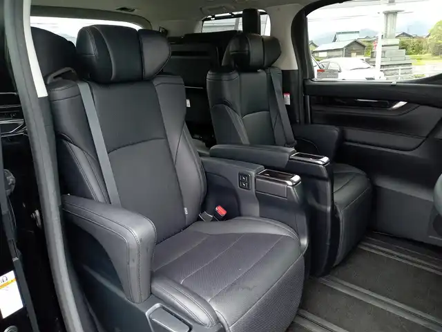 トヨタ アルファード S Cパッケージ 福井県 2019(令1)年 6.9万km ブラック サンルーフ/アルパイン10インチナビ/バックカメラ/フリップダウンモニター/両側パワースライドドア/レーダークルーズコントロール/前後コーナーセンサー/パーキングアシスト/衝突被害軽減システム/シートヒーター・エアシート/パワーシート/シートメモリー/ETC/パワーバックドア/レザーシート/ステアリングヒーター/ダブル＋サイドエアバッグ/カーテンエアバッグ/社外フロアマット/LEDヘッドライト/オートマチックハイビーム/スマートキー