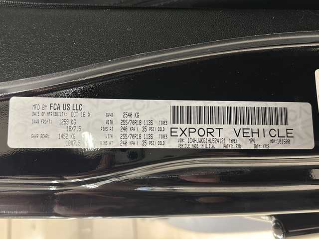クライスラー・ジープ ジープ ラングラー アンリミテッド スポーツ 熊本県 2017(平29)年 7.1万km 黒 社外メモリナビ（ＣＤ/ラジオ/ＢＴ/フルセグ）/バックカメラ/ＥＴＣ/ドライブレコーダー/クルーズコントロール/ステアリングスイッチ/横滑り防止装置/リモコンキー×２/純正18インチＡＷ/ドアバイザー/純正ゴムマット
