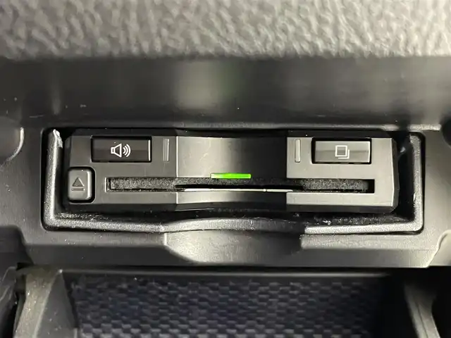 トヨタ マークＸ 250G Sパッケージ G’s 群馬県 2014(平26)年 10.7万km ホワイトパールクリスタルシャイン ALPINE8インチナビ/・AM/FM/CD/DVD/Bluetooth/フルセグTV/=====/ＡＬＰＩＮＥ８インチナビ　バックカメラ　専用ハーフレザーシート　プッシュスタート　スマートキー　クルーズコントロール　Ｇ’ｓ専用純正１９インチアルミホイール／専用キャリパー　ＥＴＣ　ワンオーナー