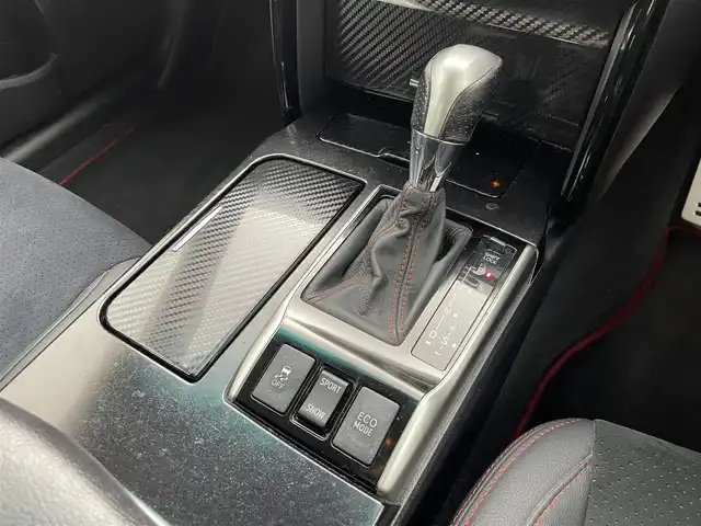 トヨタ マークＸ 250G Sパッケージ G’s 群馬県 2014(平26)年 10.7万km ホワイトパールクリスタルシャイン ALPINE8インチナビ/・AM/FM/CD/DVD/Bluetooth/フルセグTV/=====/ＡＬＰＩＮＥ８インチナビ　バックカメラ　専用ハーフレザーシート　プッシュスタート　スマートキー　クルーズコントロール　Ｇ’ｓ専用純正１９インチアルミホイール／専用キャリパー　ＥＴＣ　ワンオーナー