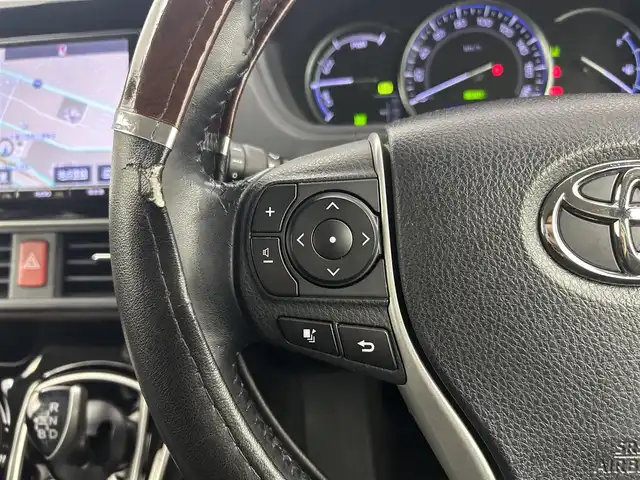 トヨタ エスクァイア ハイブリッド Gi 千葉県 2016(平28)年 6万km シルバーM 禁煙車/トヨタセーフティセンス/・先行車発進システム/・レーンディパーチャーアラート/・クルーズコントロール/両側電動ドア/純正９インチメモリナビ/・型番：NSZT-Y66T/・CD/DVD/Bluetooth/フルセグTV/・バックカメラ/・ビルトインETC/革巻きステアリング/・ステアリングスイッチ/レザーシート/・DNシートヒーター/左右独立エアコン/純正フロアマット/純正１５インチAW/オートライト/・オートマチックハイビーム/・LEDヘッドライト/・LEDフォグランプ