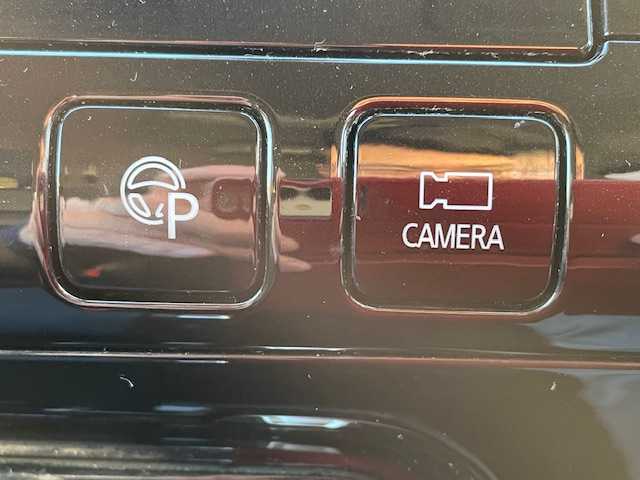 日産 セレナ ハイウェイスター G 富山県 2016(平28)年 10.8万km ダイヤモンドブラック フリップダウンモニター/純正9インチナビ/CD/DVD/TV/SD/Bluetooth/アラウンドビューモニター/プロパイロット/両側パワースライドドア/ETC/電子パーキングブレーキ/TVキャンセラー/前席シートヒーター/プッシュスタート/スマートキー/スペアキー１本/取説