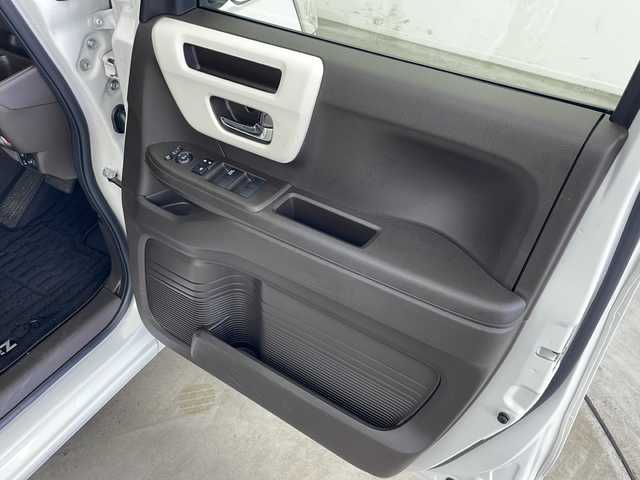 ホンダ Ｎ ＢＯＸ L ターボ 秋田県 2022(令4)年 2万km プラチナホワイトパール 純正ナビ【FM/AM/BT/CD】 /両側パワースライドドア  /ETC /バックカメラ　/前後ドライブレコーダー　/クリアランスソナー　/横滑り防止装置　/ブレーキホールド　/自動パーキングブレーキ　/衝突被害軽減システム　/コーナーセンサー /オートエアコン /前席シートヒーター/革巻きステアリング/ホンダECON/ステアリングリモコン/クルーズコントロール/パドルシフト/オートライト/ライトレベライザー /スマートキー/プッシュスタート /USBポート/純正フロアマット/リアサンシェード /サイドバイザー /社外AW/ウィンカーミラー
